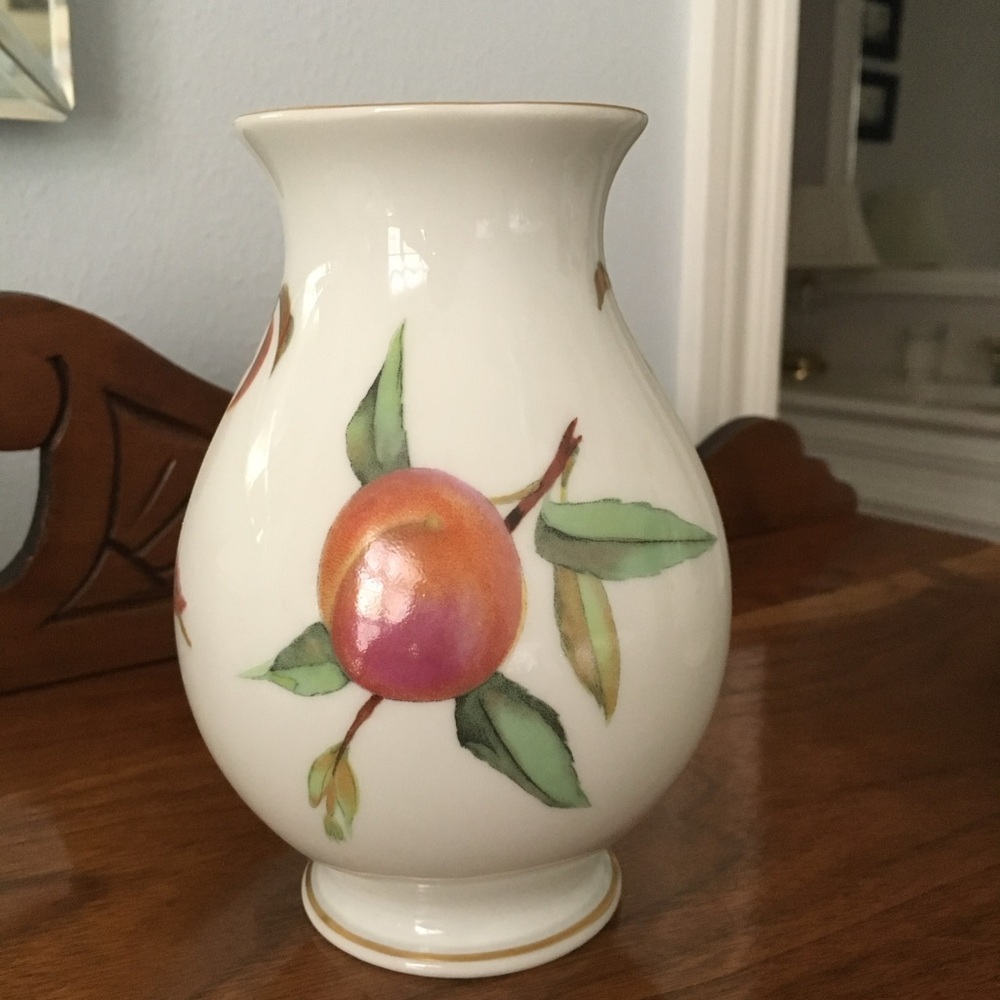 Evesham Gold Chloe Vase-Small